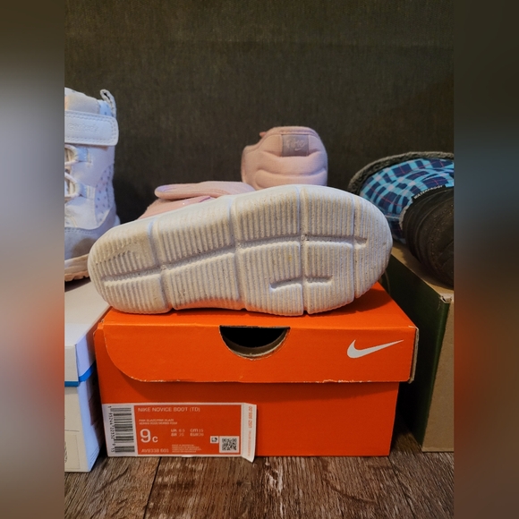 Toddler Snow Boots (8c & 9c) - Picture 4 of 7